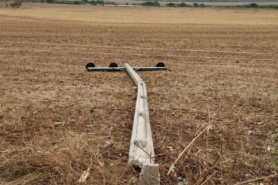 Vendavais derrubam quase 4.500 postes em Goiás em um ano