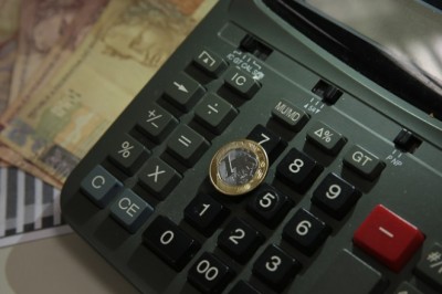 Governo Federal não decide alíquotas do ICMS