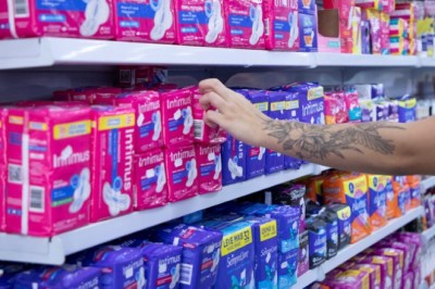 Programa Dignidade Menstrual beneficia mais de 2 milhões de pessoas em um ano