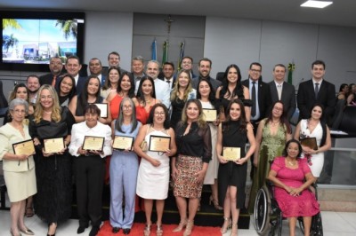 Câmara Municipal de Caldas Novas celebra o Dia Internacional da Mulher com homenagem solene