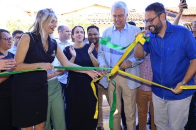 Caiado inaugura colégio para mais de 500 estudantes na Região Leste de Goiânia