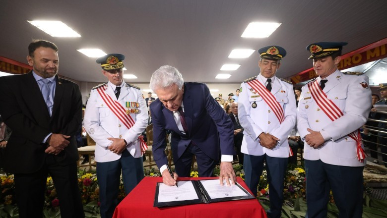 Caiado anuncia promoção de 650 profissionais na celebração pelo Dia Nacional dos Bombeiros
