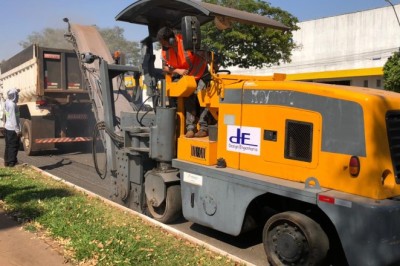 Requalificação do asfalto do Corredor T-7 avança no Jardim Ana Lúcia