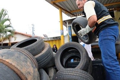 Prefeitura de Aparecida promove ação intensiva de coleta de pneus para combate ao Aedes aegypti nesta sexta, 3