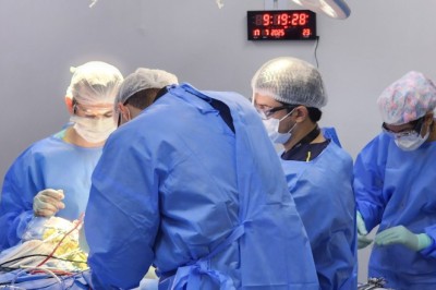Hospital de Urgências de Goiás amplia resolutividade com operação inédita de aneurisma cerebral