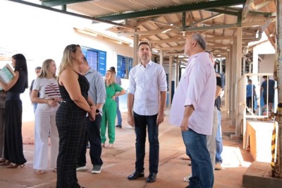 Prefeito Vilela confirma entrega da Escola Guiomar revitalizada antes do ano letivo de 2026