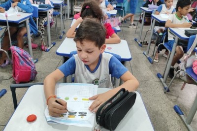 Goiânia planeja 2026 com expansão de vagas na Educação e mais tecnologia em sala de aula
