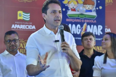 Prefeito Vilela prestigia Cantata do Natal Aparecida e reforça convite para programação cultural na Cidade Administrativa