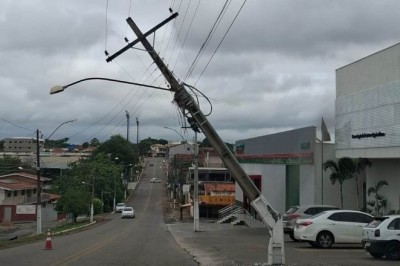 Equatorial Goiás registra cerca de 4 mil casos de postes atingidos por veículos em 2025