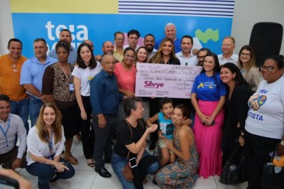 Prefeito Vilela e deputada Silvye visitam Clínica TEIA e reforçam investimento no atendimento a crianças com autismo