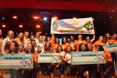 Prefeito Vilela celebra premiação de 9 escolas de Aparecida no Prêmio Leia 2026