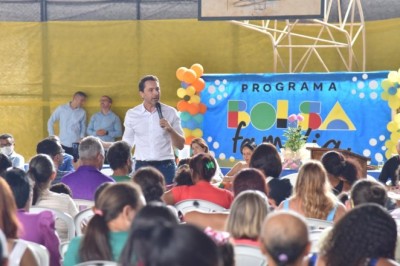 Prefeitura orienta beneficiários do Bolsa Família sobre exigências do programa