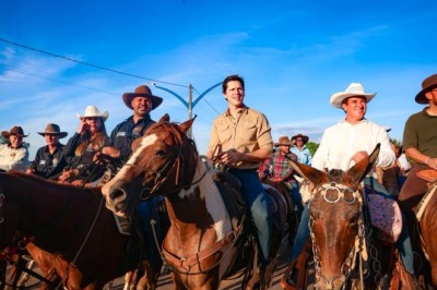 Daniel Vilela participa da 23ª Cavalgada Ecológica de Córrego do Ouro