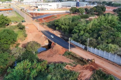Prefeito Vilela libera pista da ponte da Avenida Toledo que dá acesso a BR-153