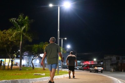 Brilha Goiânia oferece canal 24 horas para reparos em iluminação pública