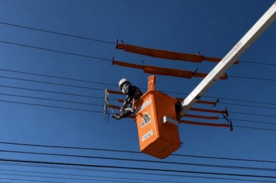 Onde soltar pipa com segurança? Equatorial Goiás orienta população e reforça monitoramento no período seco