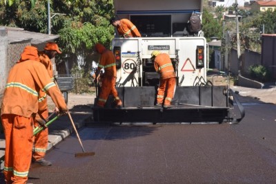 Recapeamento chegará a mais 15 bairros de Aparecida nesta semana; veja a programação
