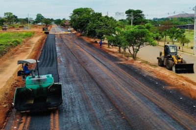 Prefeitura de Goiânia avança com pavimentação asfáltica na região do Hugol