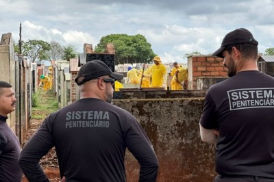 Prefeitura de Aparecida intensifica zeladoria no Cemitério Jardim da Esperança com mão de obra de reeducandos